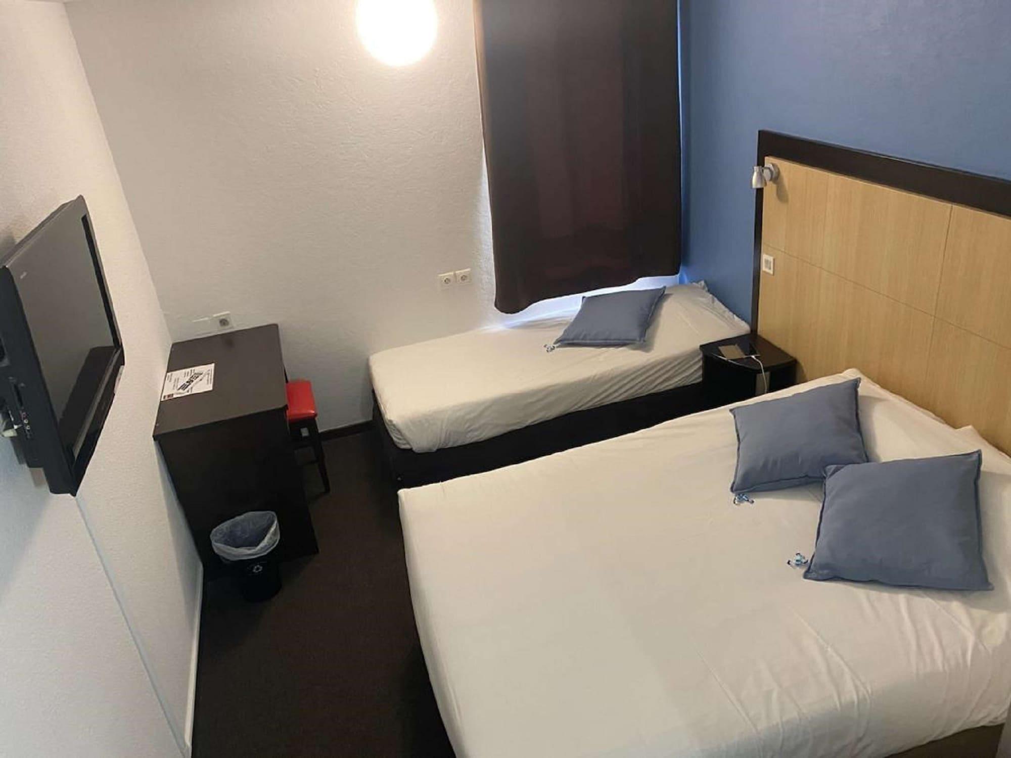 Enzo Hotels Vierzon By Kyriad Direct Zewnętrze zdjęcie