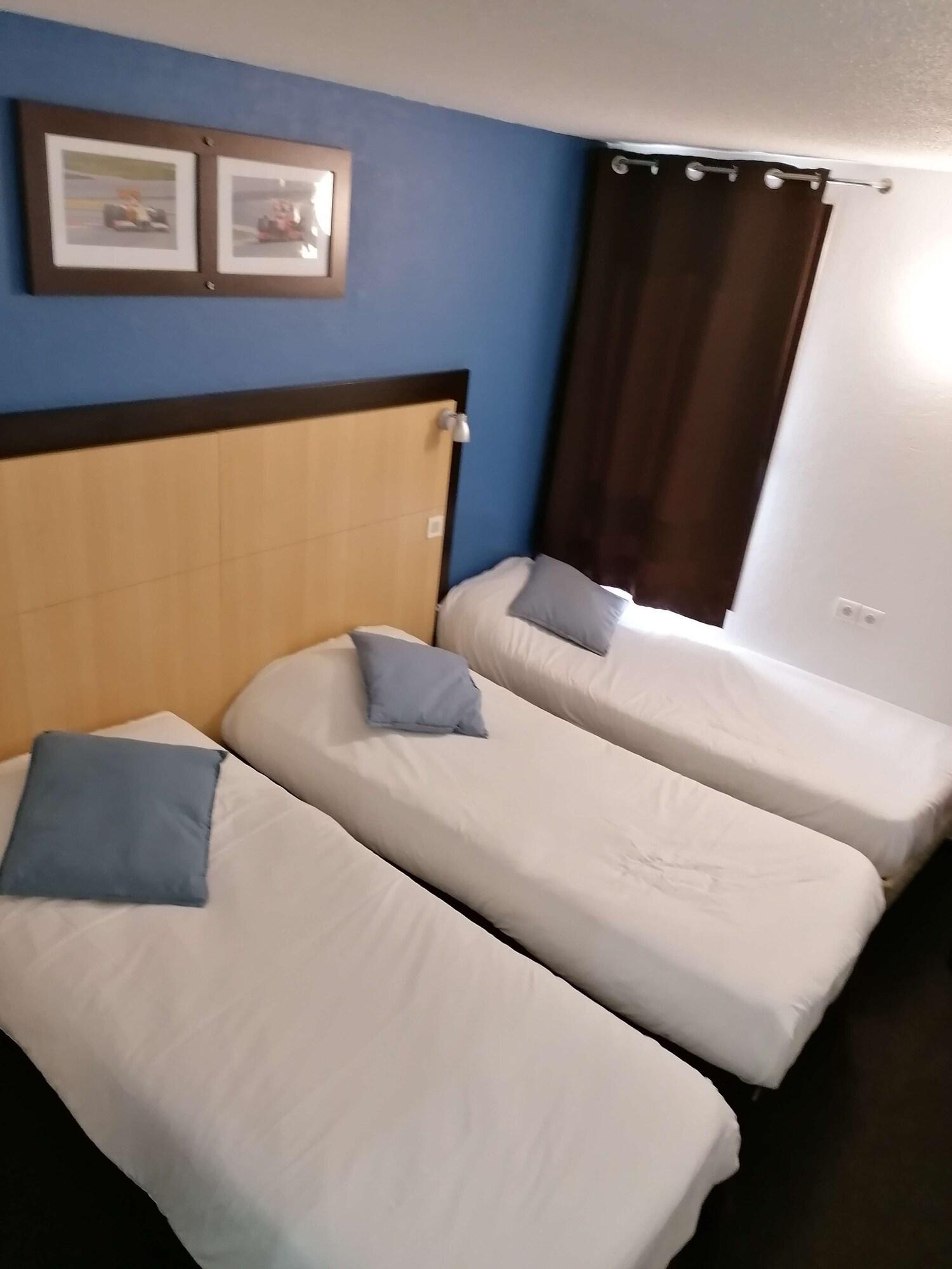 Enzo Hotels Vierzon By Kyriad Direct Zewnętrze zdjęcie