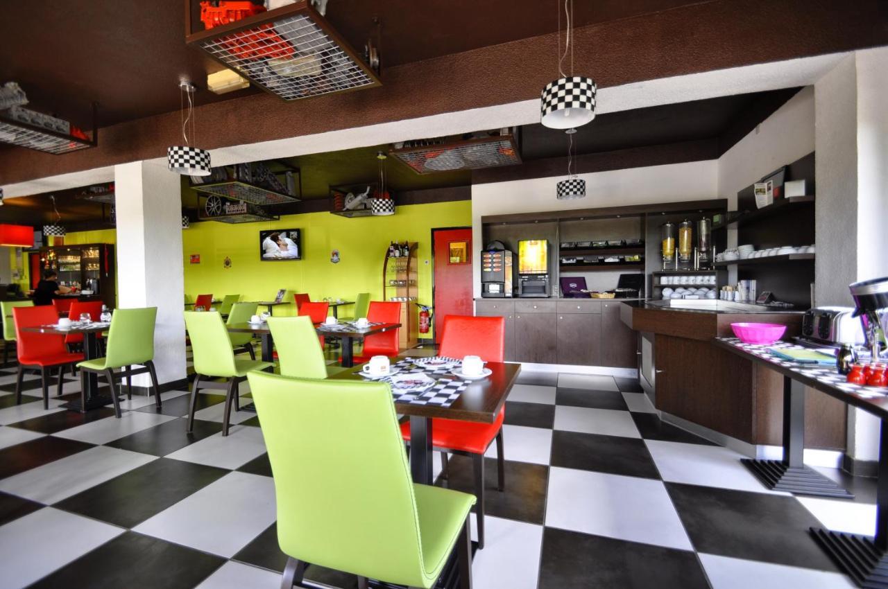 Enzo Hotels Vierzon By Kyriad Direct Zewnętrze zdjęcie