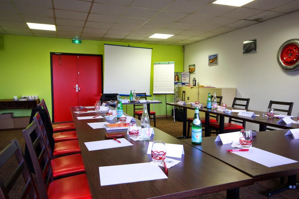 Enzo Hotels Vierzon By Kyriad Direct Zewnętrze zdjęcie