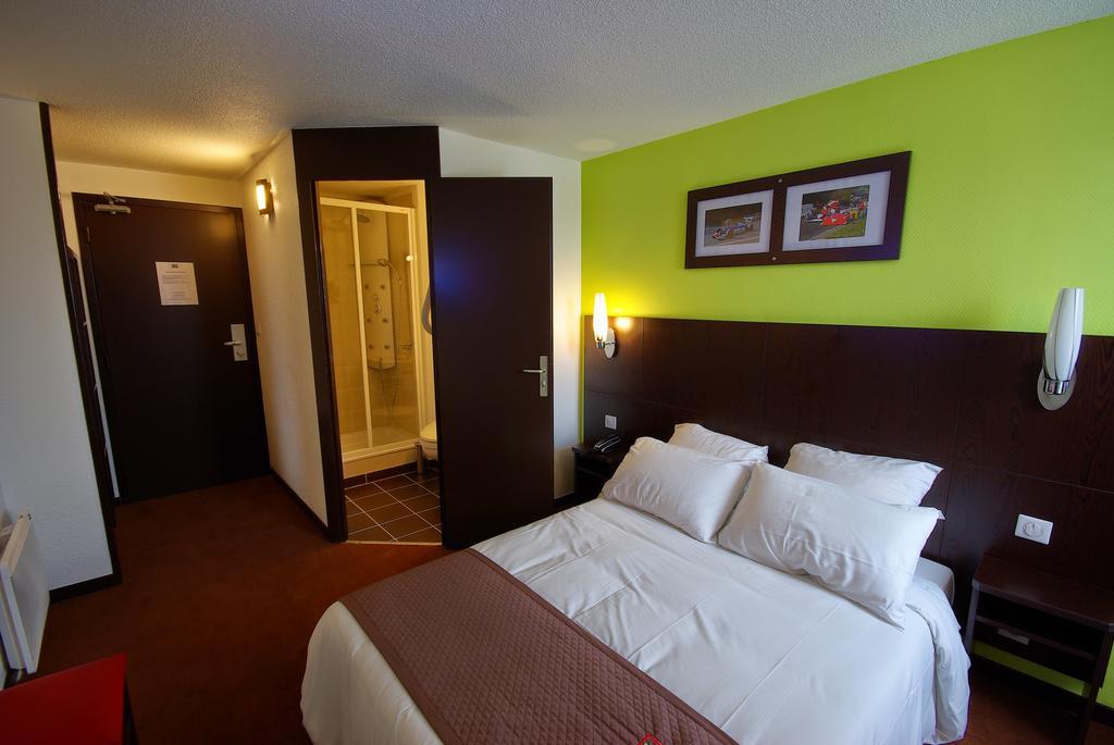 Enzo Hotels Vierzon By Kyriad Direct Zewnętrze zdjęcie